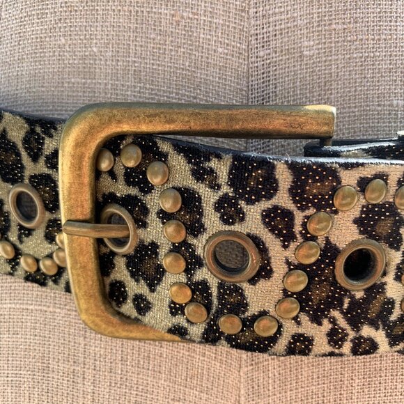 Vintage Leopard Print Belt with Gold Accents - Picture 7 of 13